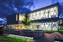 Marc-Favreau Library
